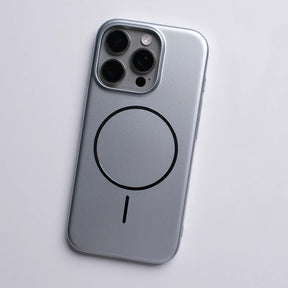 Case Minimalista para iPhone Fosca com Carregamento MagSafe