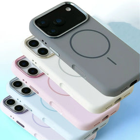 Case iPhone em Silicone Aveludada com MagSafe