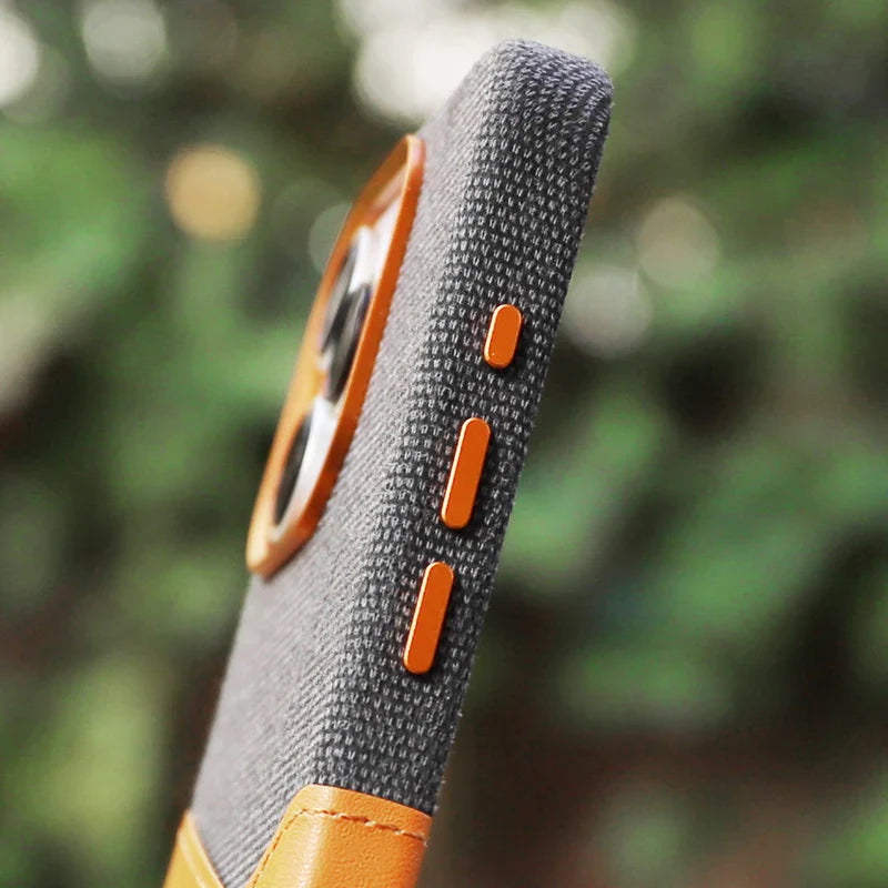 Case iPhone em Tecido e Couro Minimalista