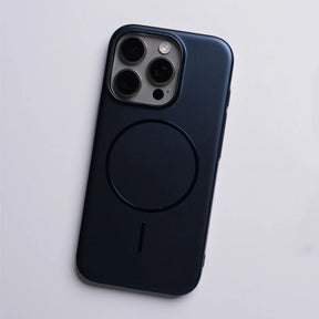 Case Minimalista para iPhone Fosca com Carregamento MagSafe