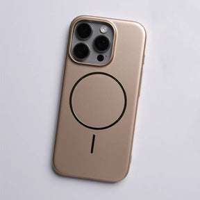 Case Minimalista para iPhone Fosca com Carregamento MagSafe