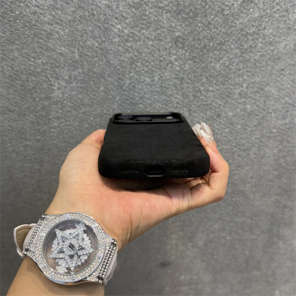 Case iPhone em Tecido Confort e Carregamento MagSafe