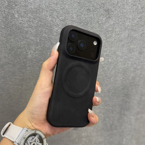 Case iPhone em Couro Macio com Carregamento MagSafe