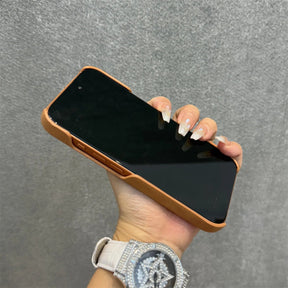 Case iPhone em Couro Macio com Carregamento MagSafe